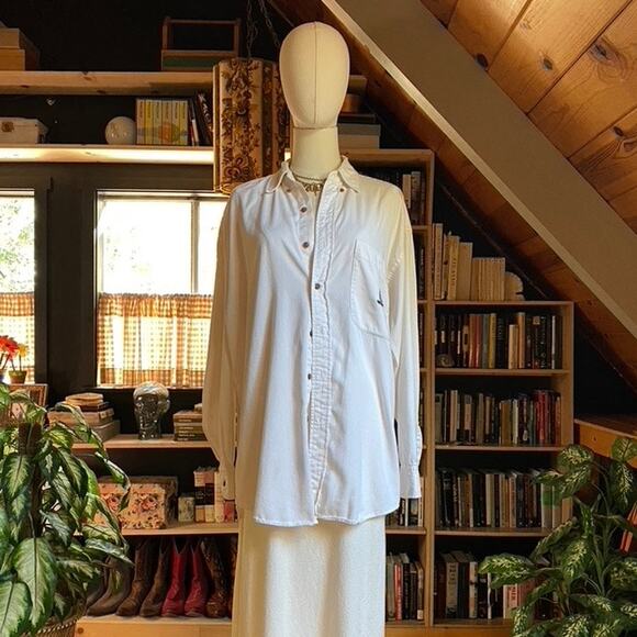 Chaps Button Down Shirt Long Sleeve Cotton White Embroidered - Picture 1 of 8